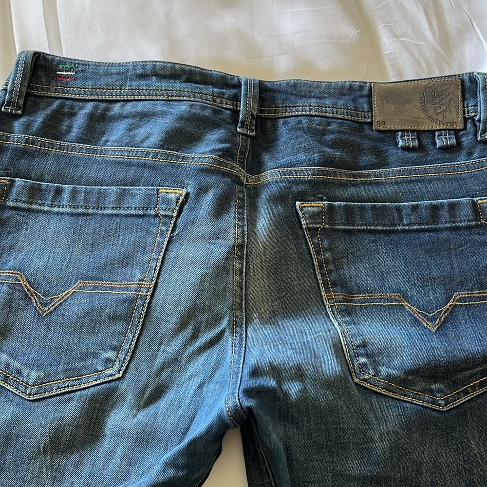 Diesel, style Shazor, men’s 33x27.5, bootcut 9 inch, distressed blue denim